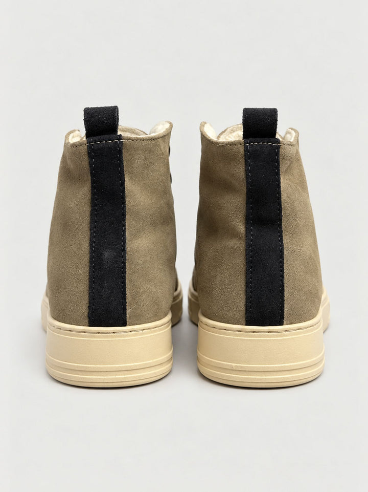 Sneaker alta imbottita in pelle scamosciata tortora STITED TO V2 