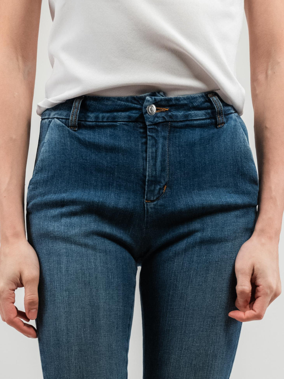 JEANS A TROMBETTA LAVAGGIO MEDIO