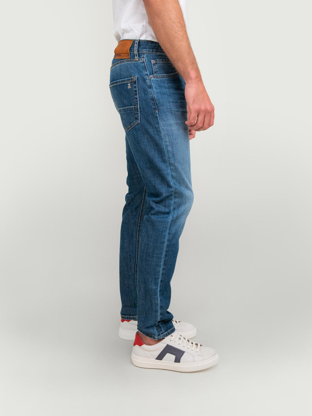 JEANS BARNEY REGULAR FIT LAVAGGIO MEDIO