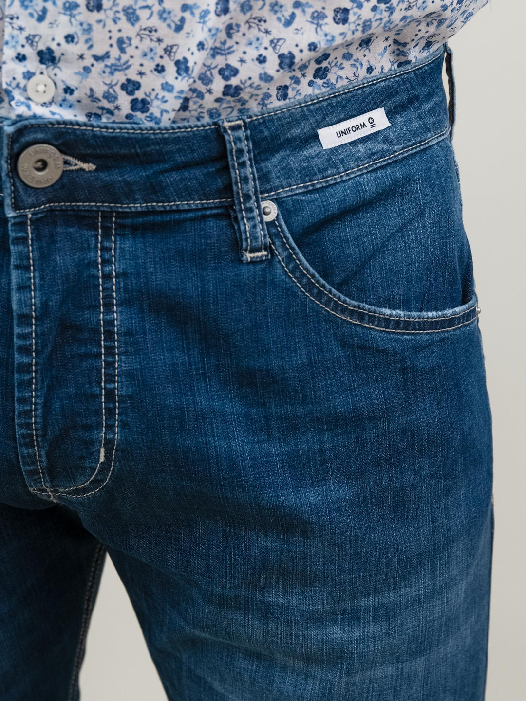 Jeans Barney in Denim medio