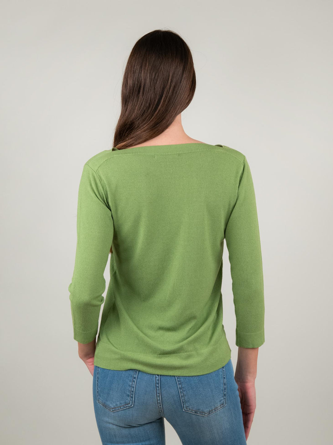 MAGLIA CON SCOLLO BARCHETTA VERDE PISTACCHIO