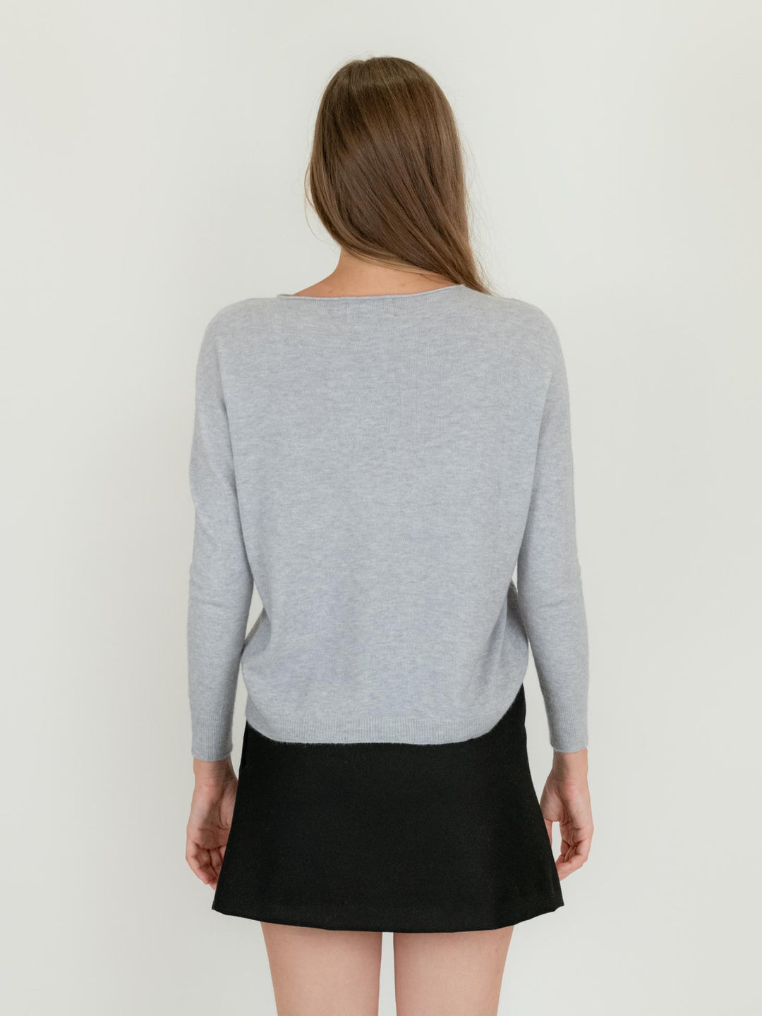 MAGLIA CON TASCHINE GRIGIO PERLA