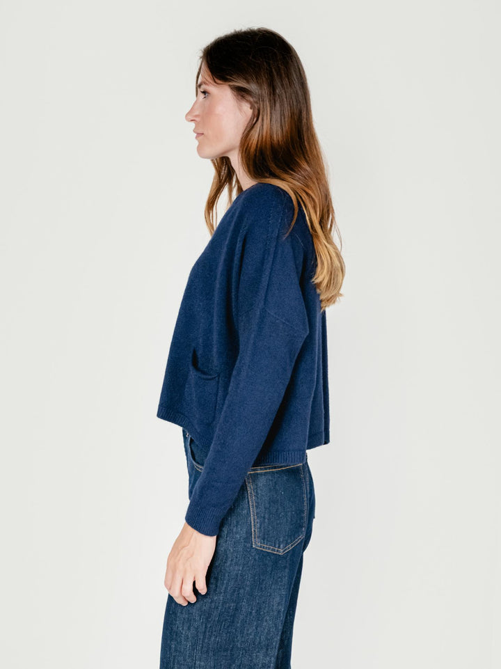 MAGLIA CORTA CON TASCHE BLU