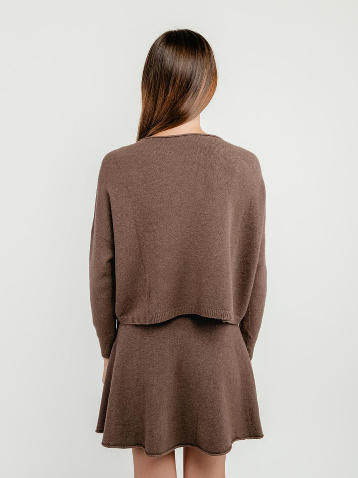 MAGLIA CORTA CON TASCHE MARRONE