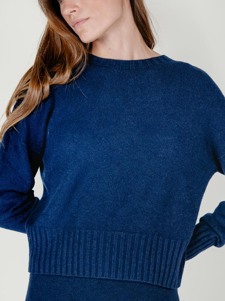 MAGLIA GIROCOLLO CORTA BLU
