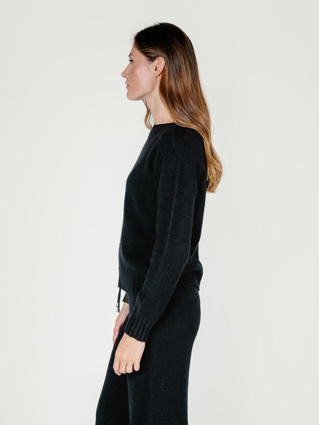 MAGLIA GIROCOLLO NERO