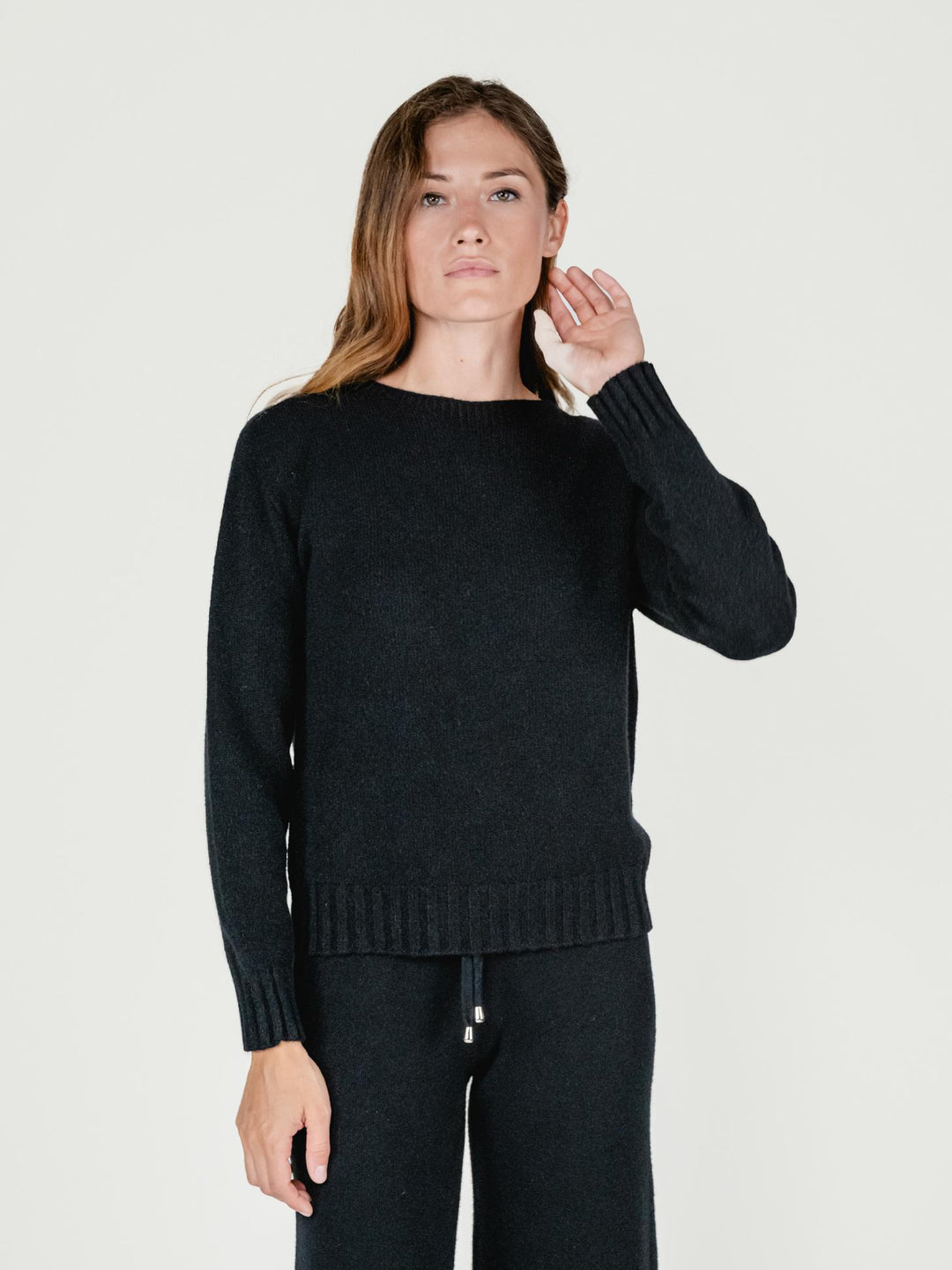 MAGLIA GIROCOLLO NERO