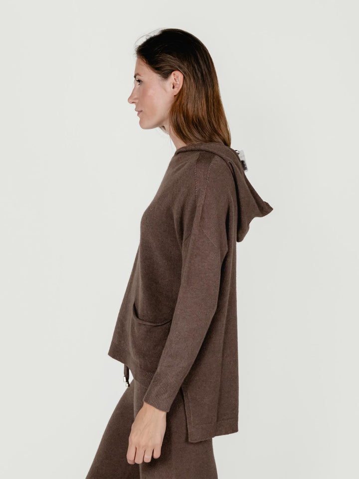 MAGLIA LUNGA CON TASCHE E CAPPUCCIO TABACCO
