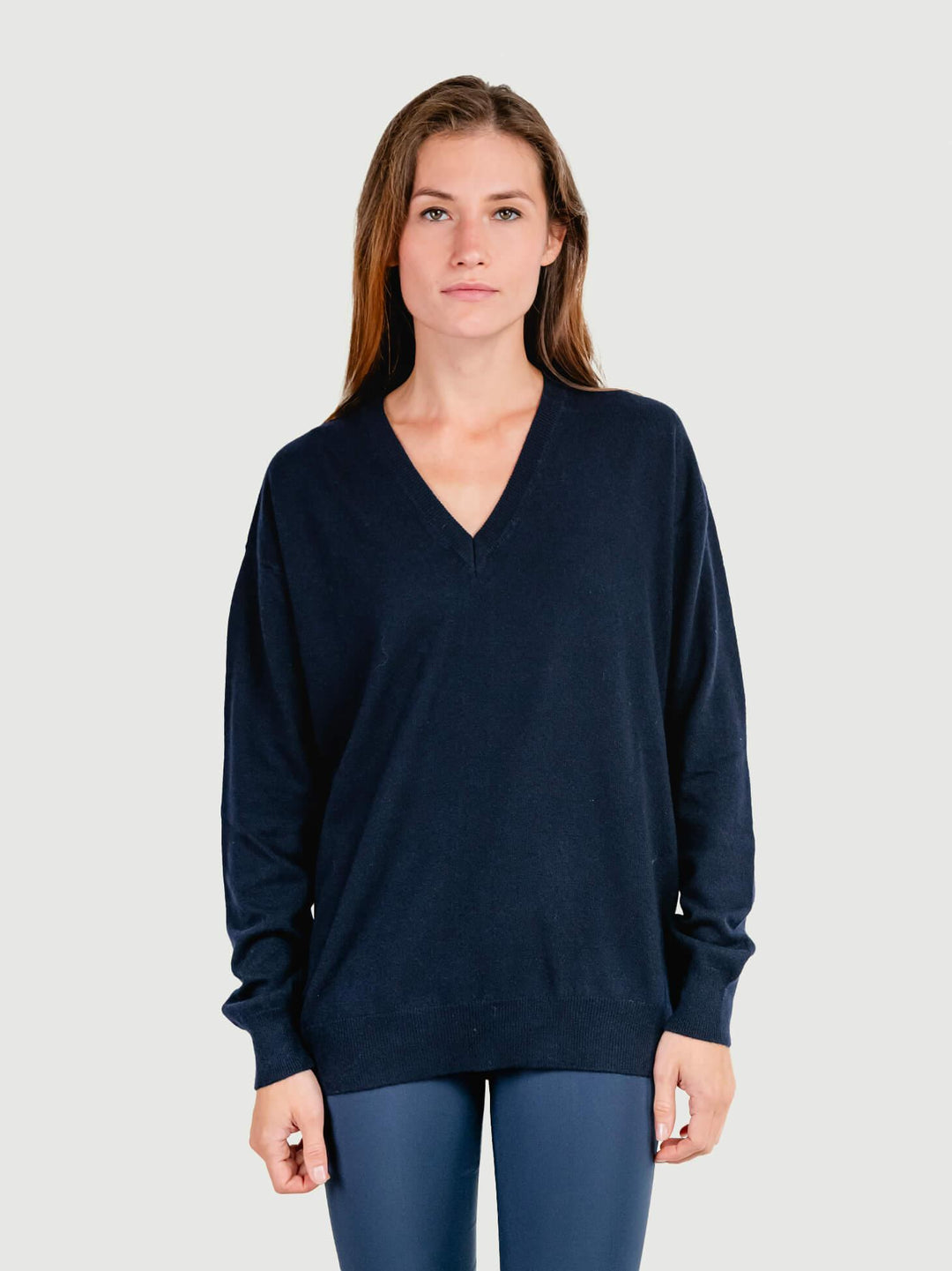MAGLIA OVERSIZE SCOLLO A V NAVY