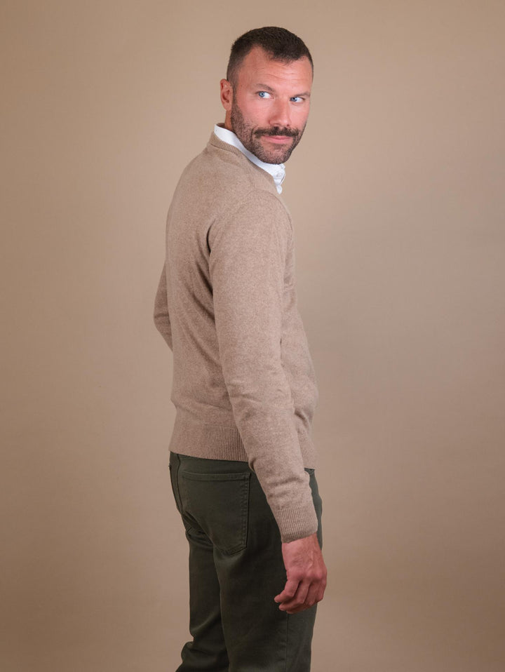 MAGLIA SCOLLO A V IN LANA MISTO CASHMERE BEIGE