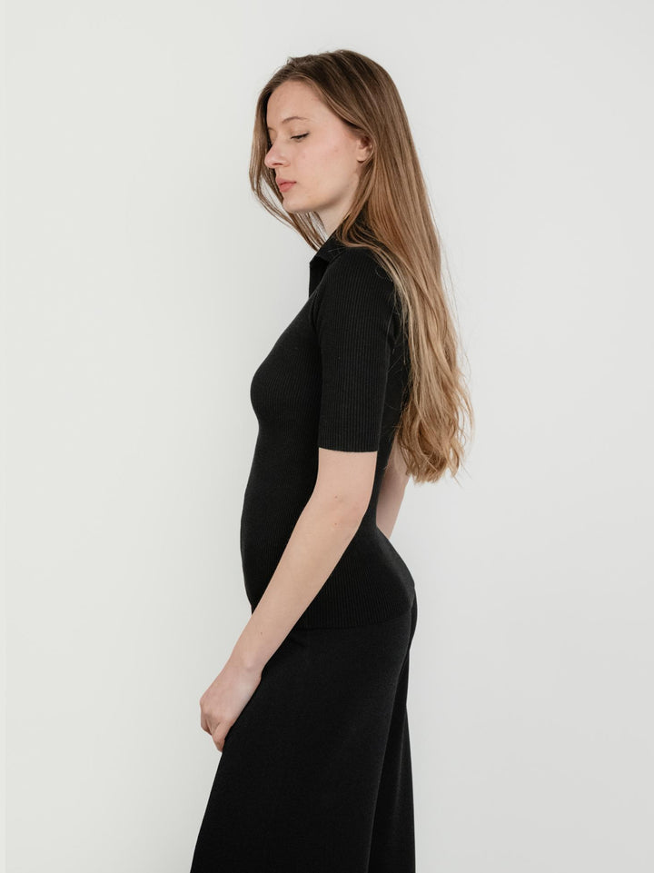 MAGLIA SCOLLO A V NERA