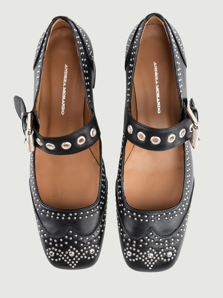 MARY JANE IN PELLE NERA CON BORCHIETTE