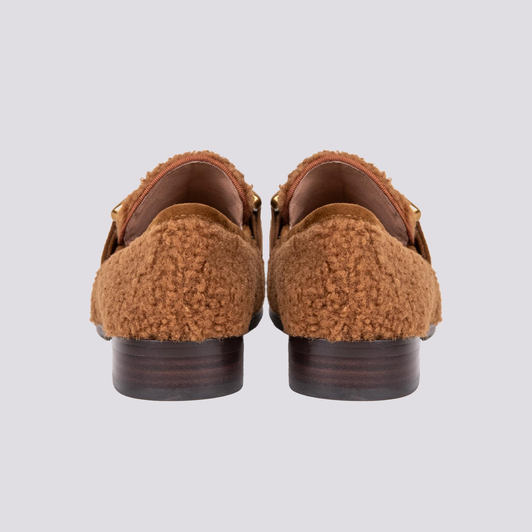 MOCASSINO CON MORSETTO FRONTALE IN TESSUTO BOUCLE MARRONE