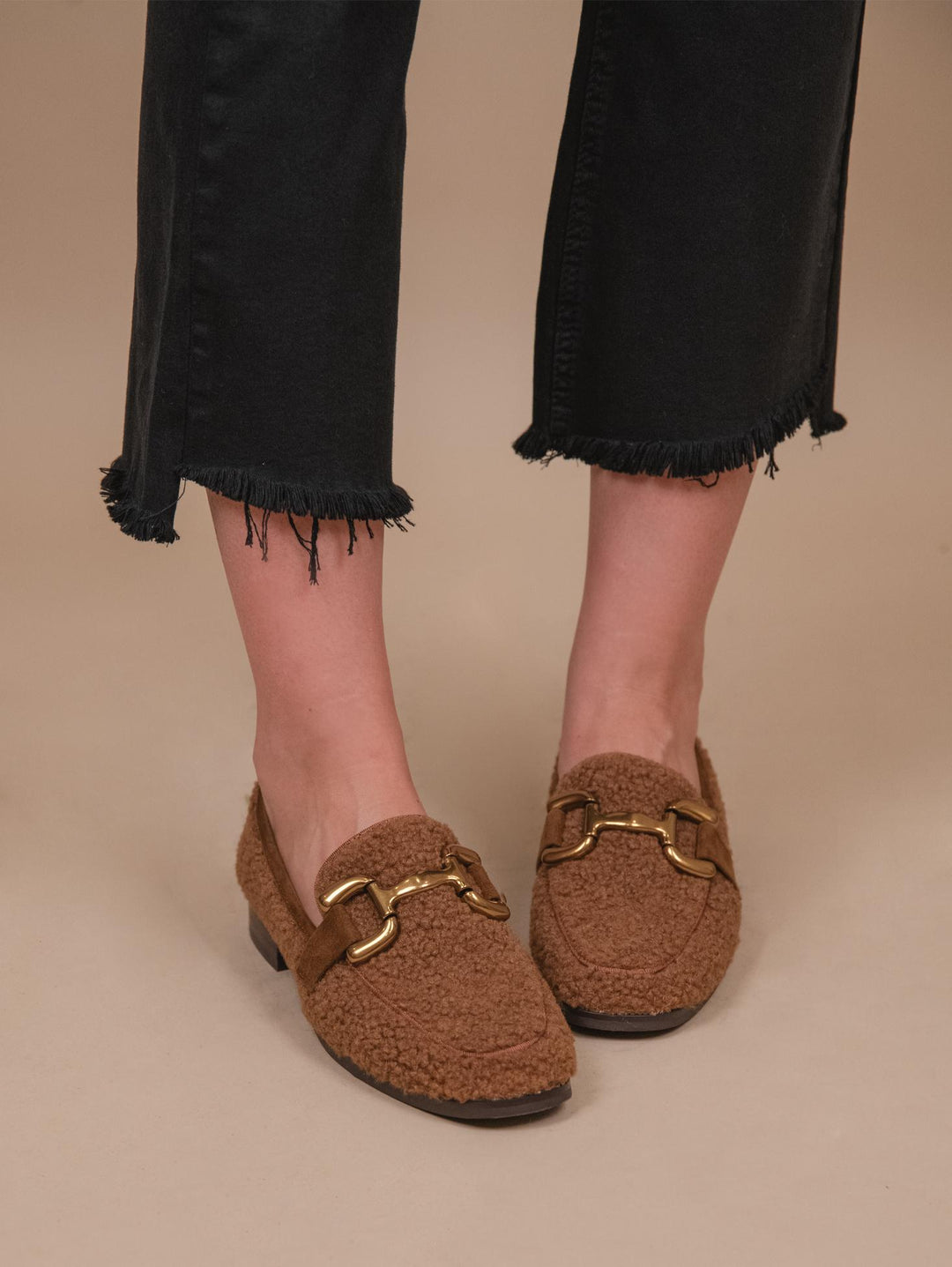 MOCASSINO CON MORSETTO FRONTALE IN TESSUTO BOUCLE MARRONE