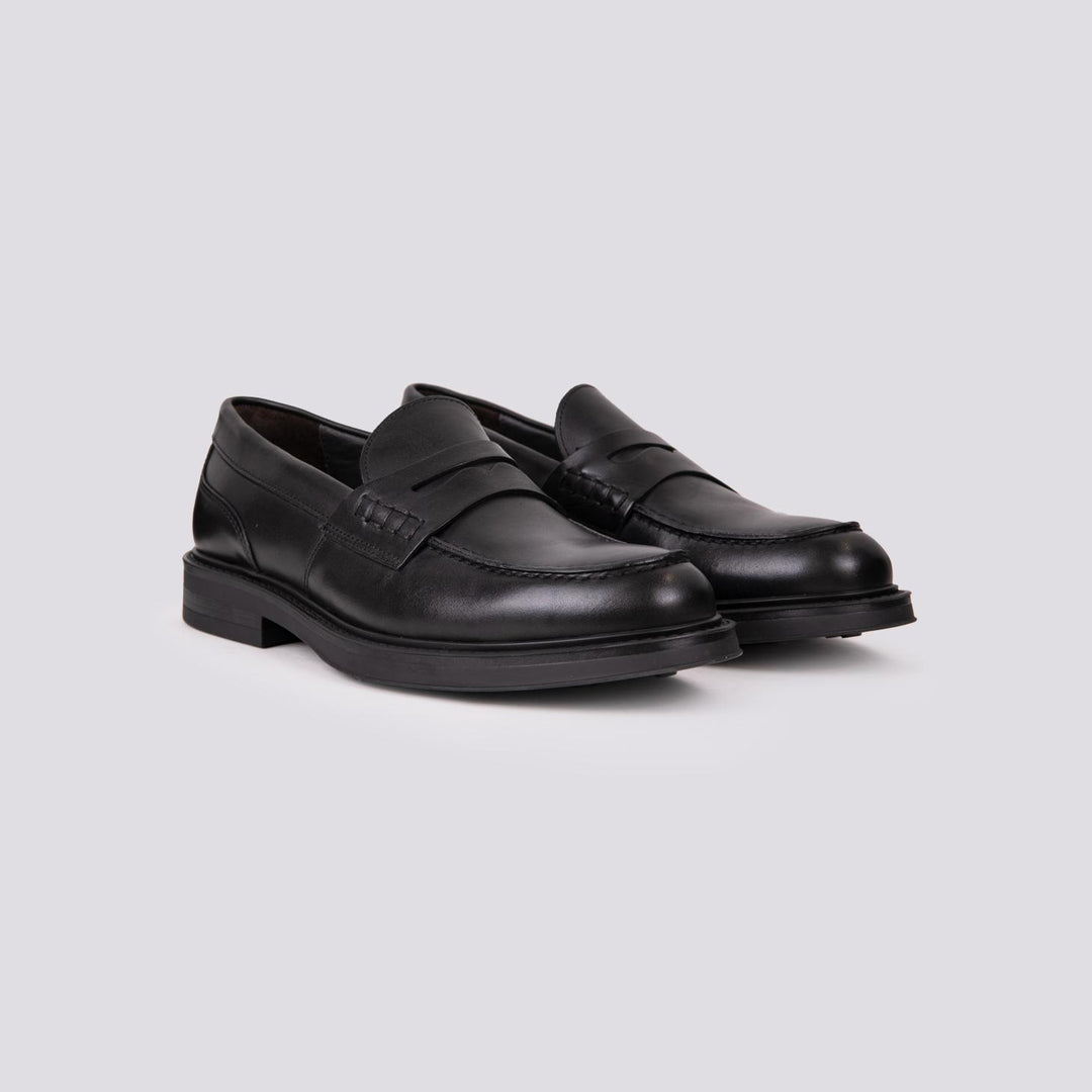 MOCASSINO CON PENNY IN PELLE NERA