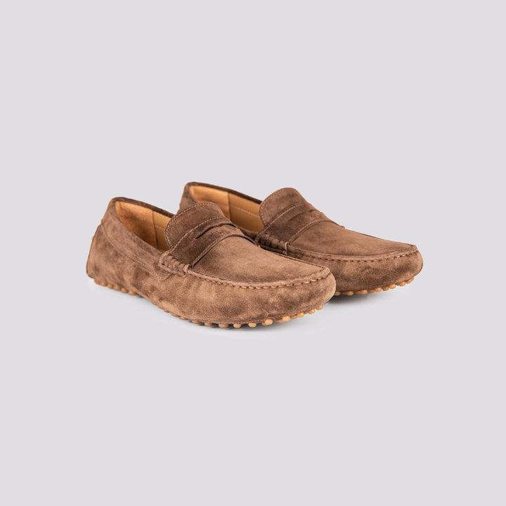 MOCASSINO IN CAMOSCIO MARRONE CON FASCETTA E  GOMMINI