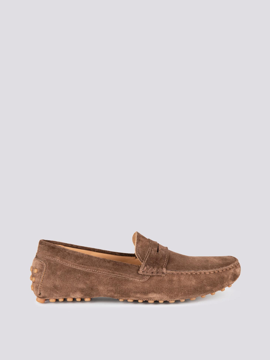 MOCASSINO IN CAMOSCIO MARRONE CON FASCETTA E  GOMMINI