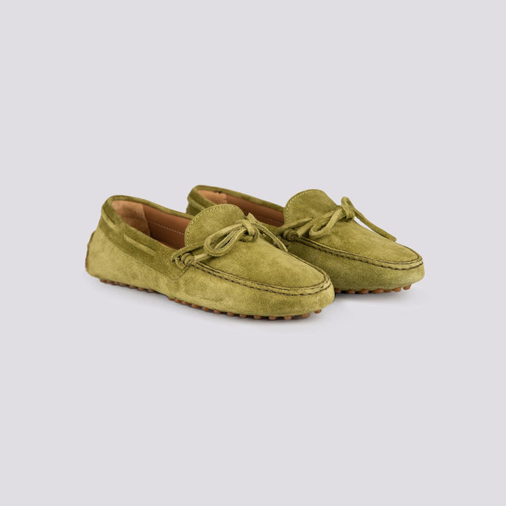 MOCASSINO IN CAMOSCIO PISTACCHIO CON GOMMINI