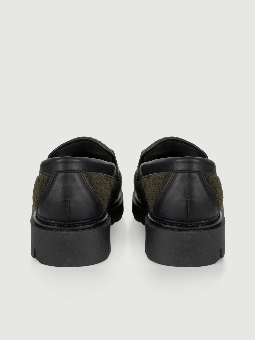 MOCASSINO IN LANA COTTA VERDE CON APPLICAZIONE ORO