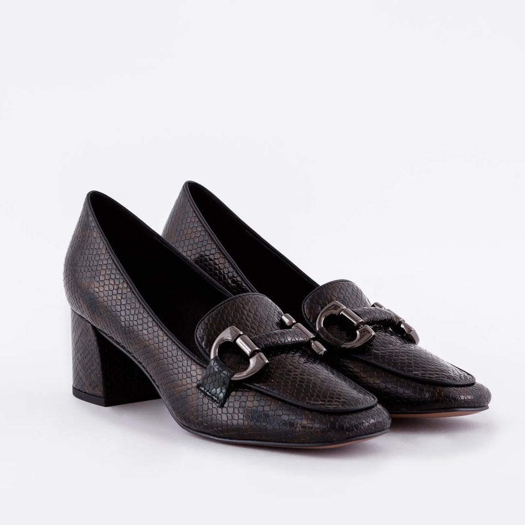 MOCASSINO NERO CON TACCO SPESSO