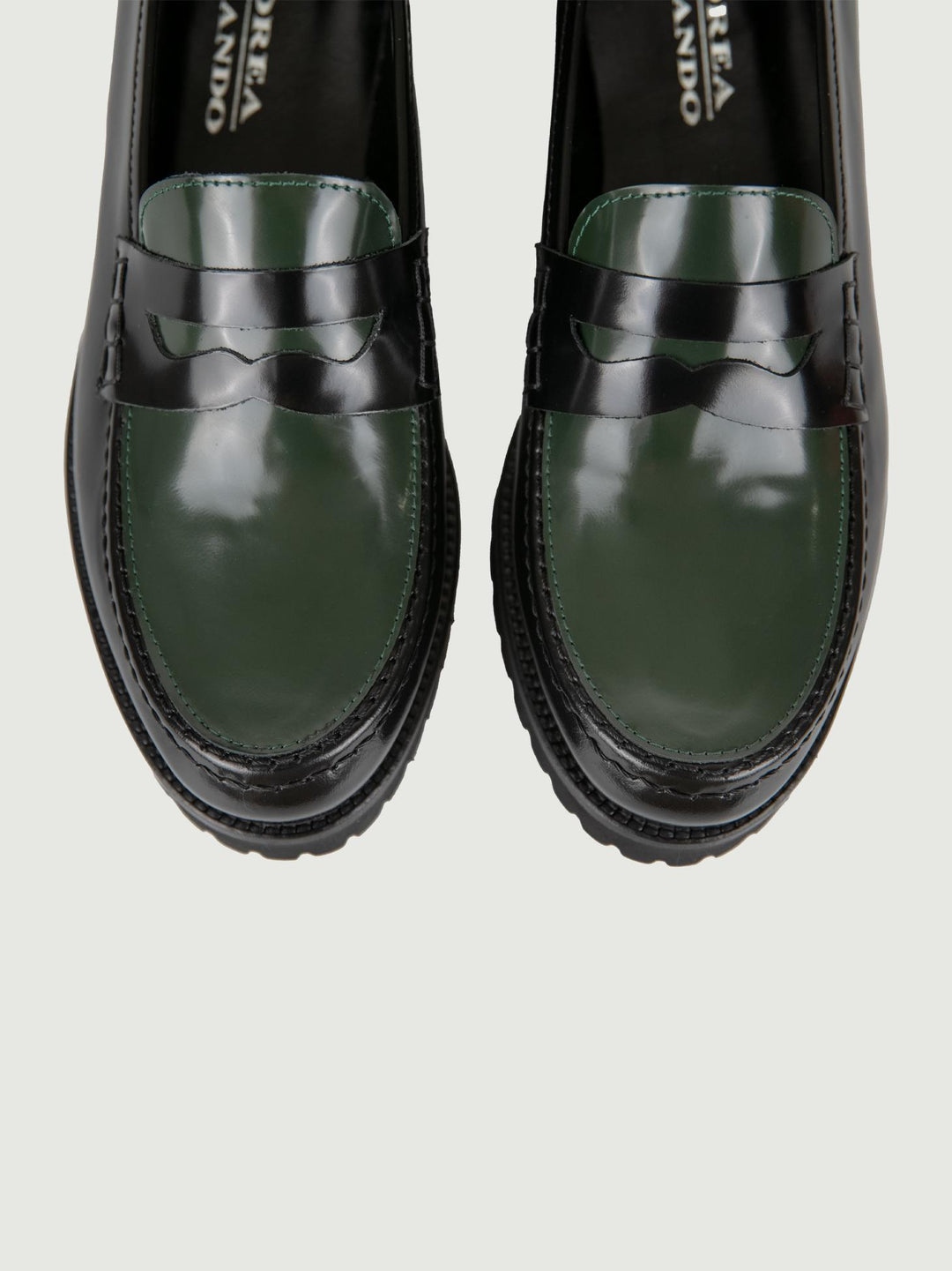 MOCASSINO PENNY IN PELLE NERA E VERDE