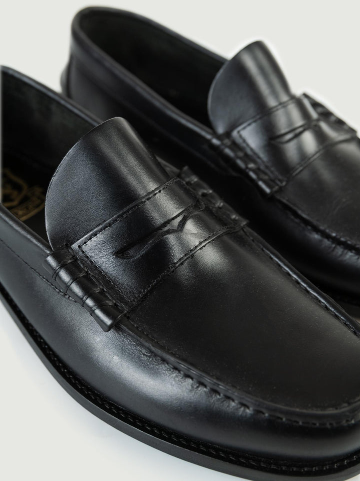 MOCASSINO PENNY IN PELLE NERA