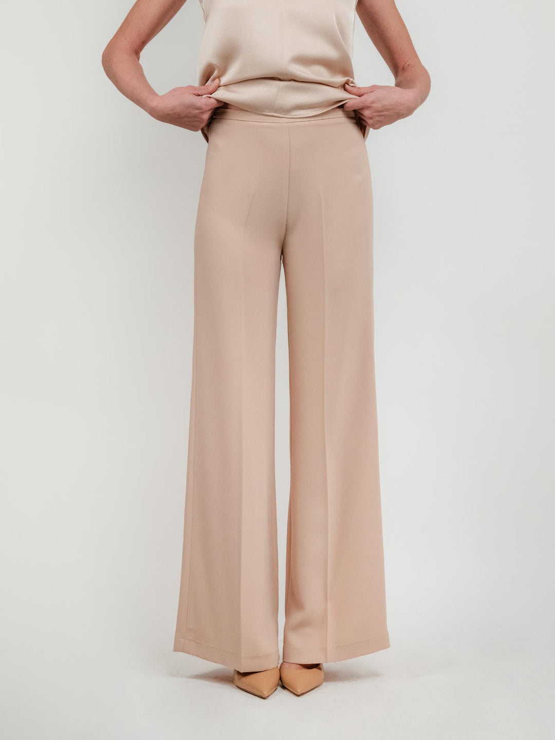 PANTALONE A PALAZZO BEIGE CON VITA ELASTICIZZATA