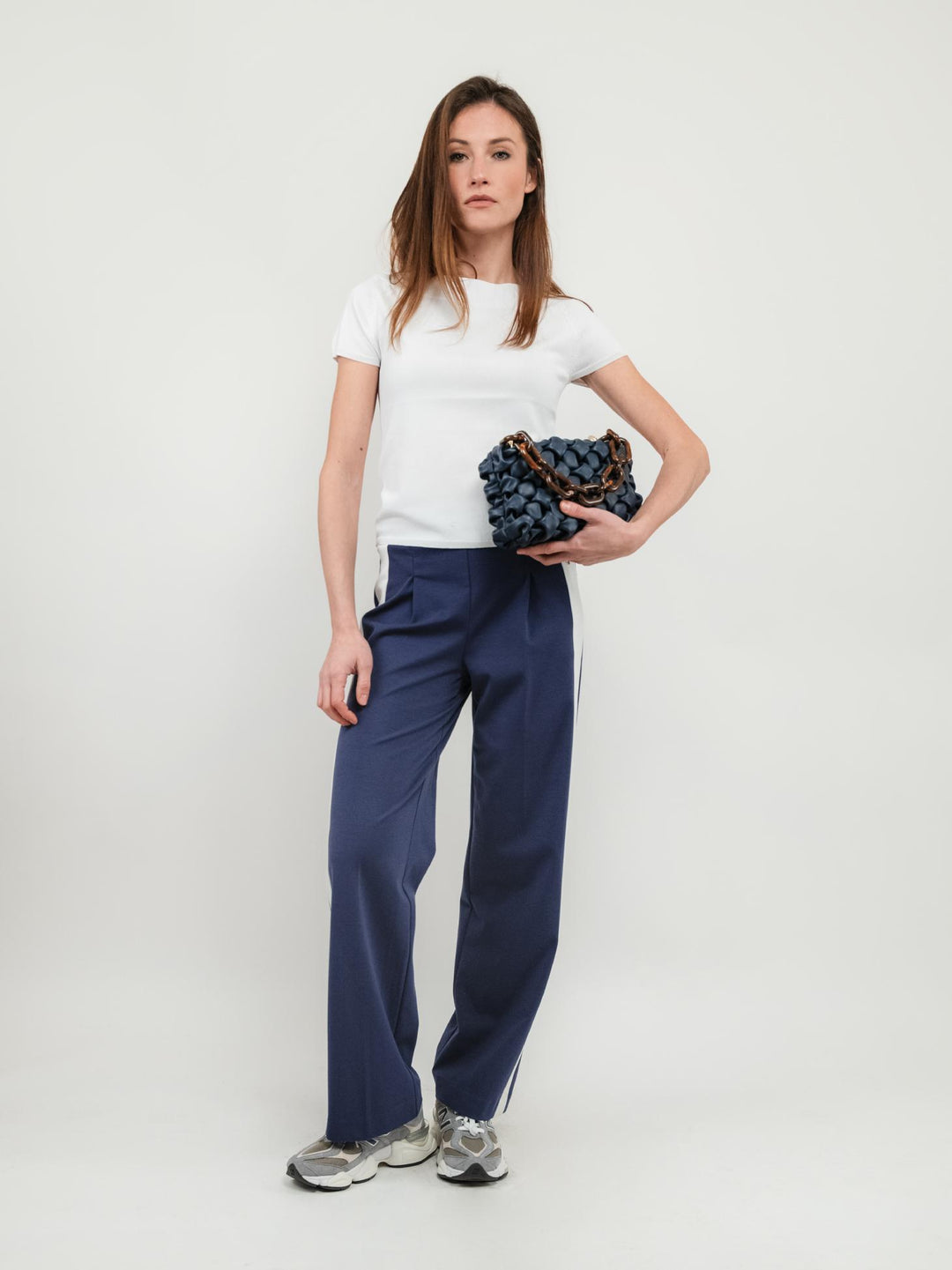 PANTALONE A PALAZZO BLU CON INSERTI LATERALI BIANCHI