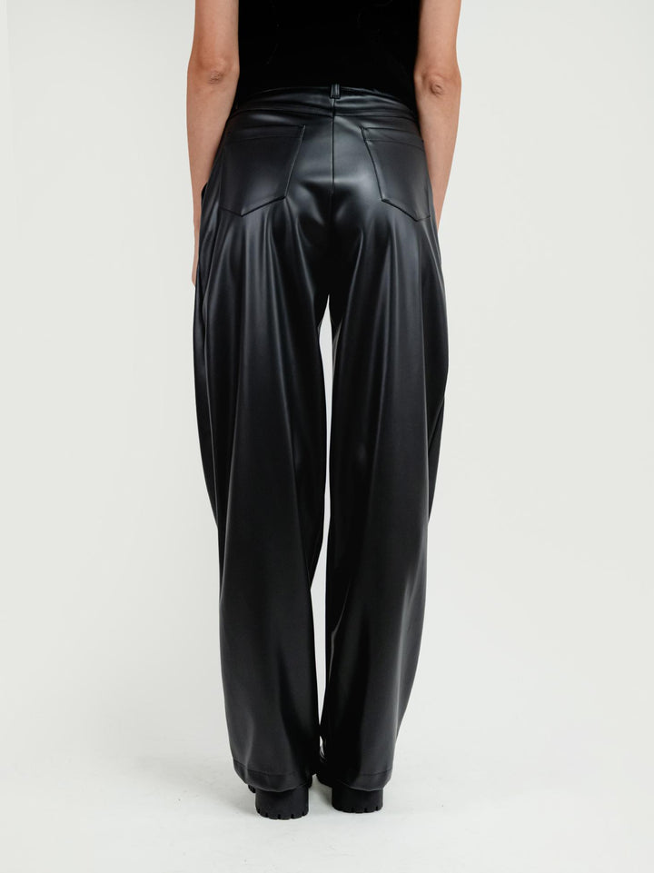 PANTALONE A PALAZZO IN ECOPELLE NERO