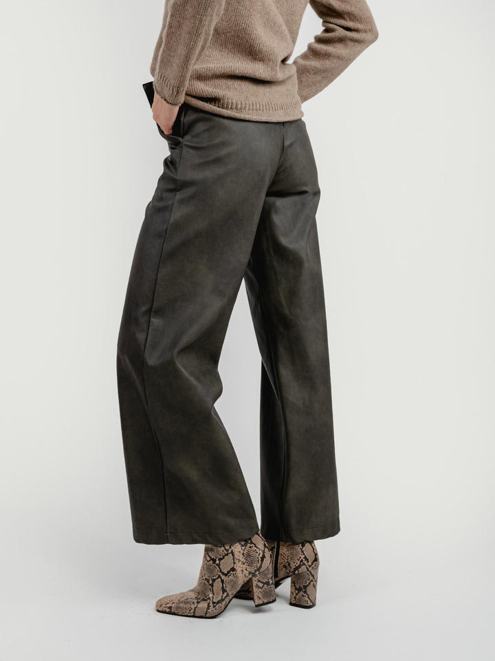 PANTALONE A PALAZZO IN ECOPELLE TESTA MORO