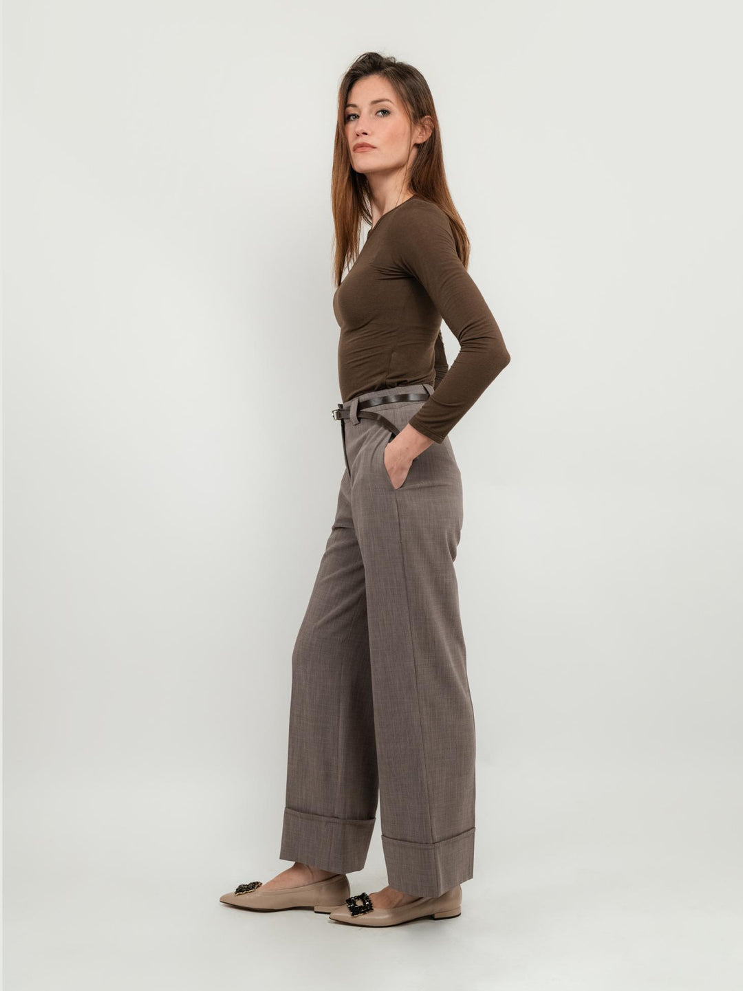 PANTALONE A PALAZZO MARRONE CON MAXI RISVOLTO