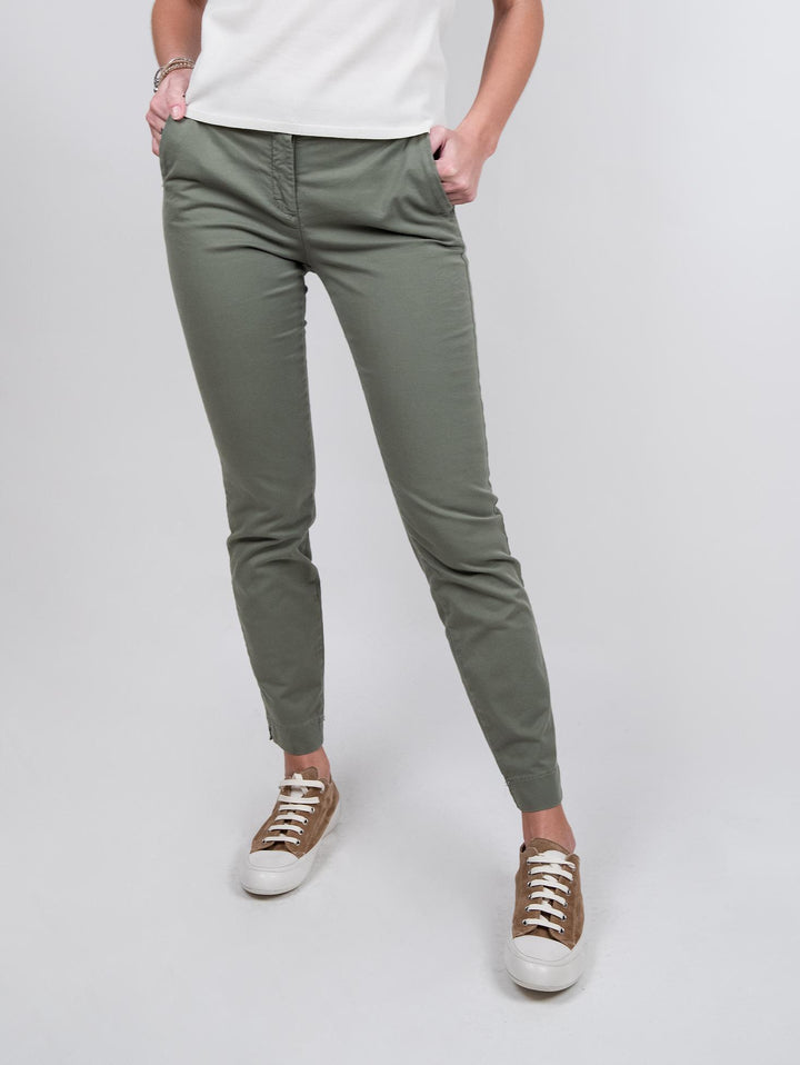 PANTALONE A SIGARETTA COLOR SALVIA IN COTONE
