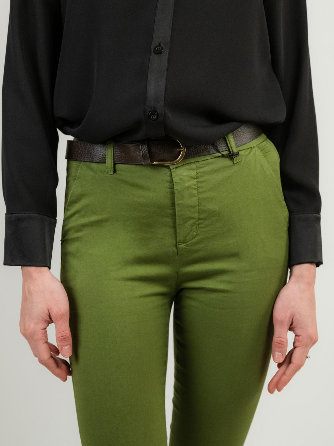 PANTALONE A TROMBETTA IN COTONE VERDE