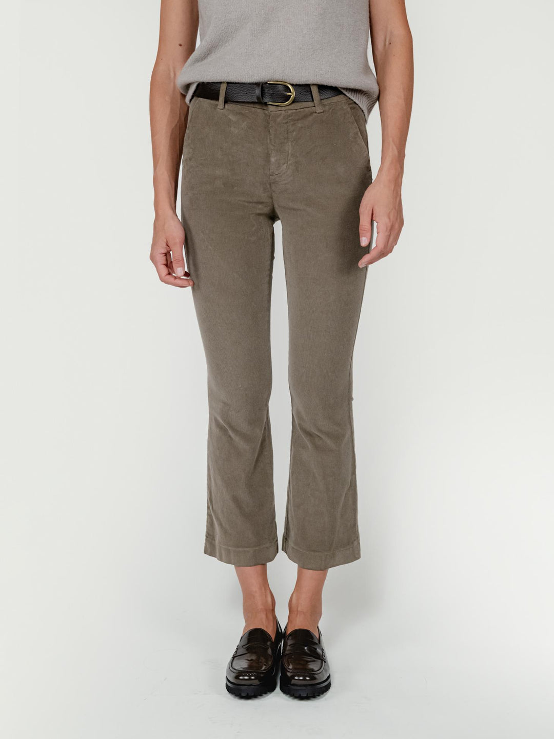 PANTALONE A TROMBETTA IN VELLUTO TORTORA