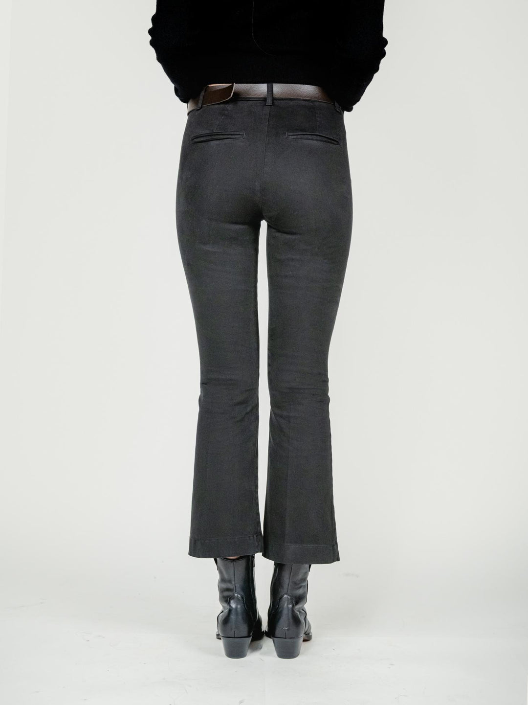 PANTALONE A TROMBETTA NERO