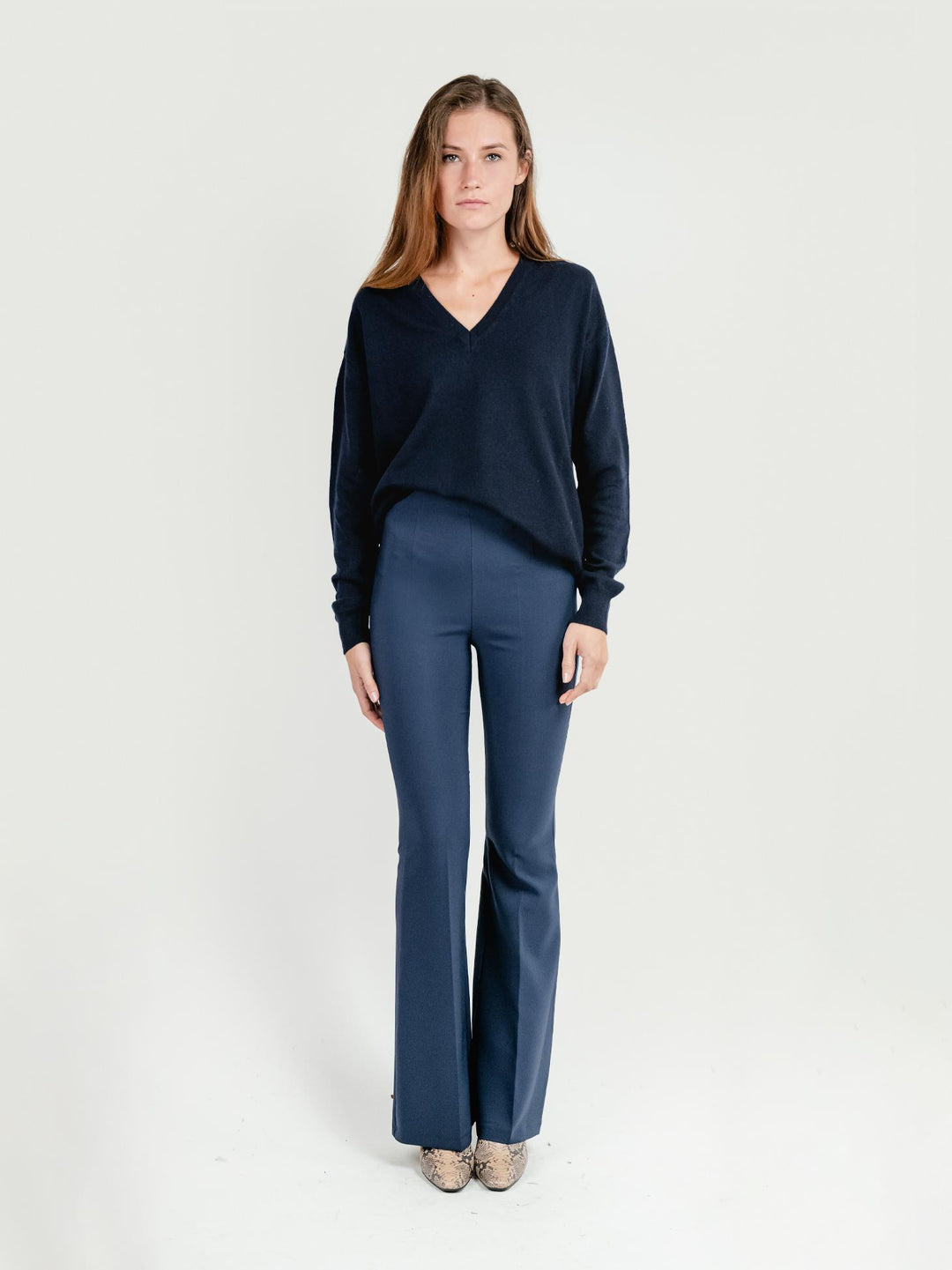PANTALONE A ZAMPA BLU