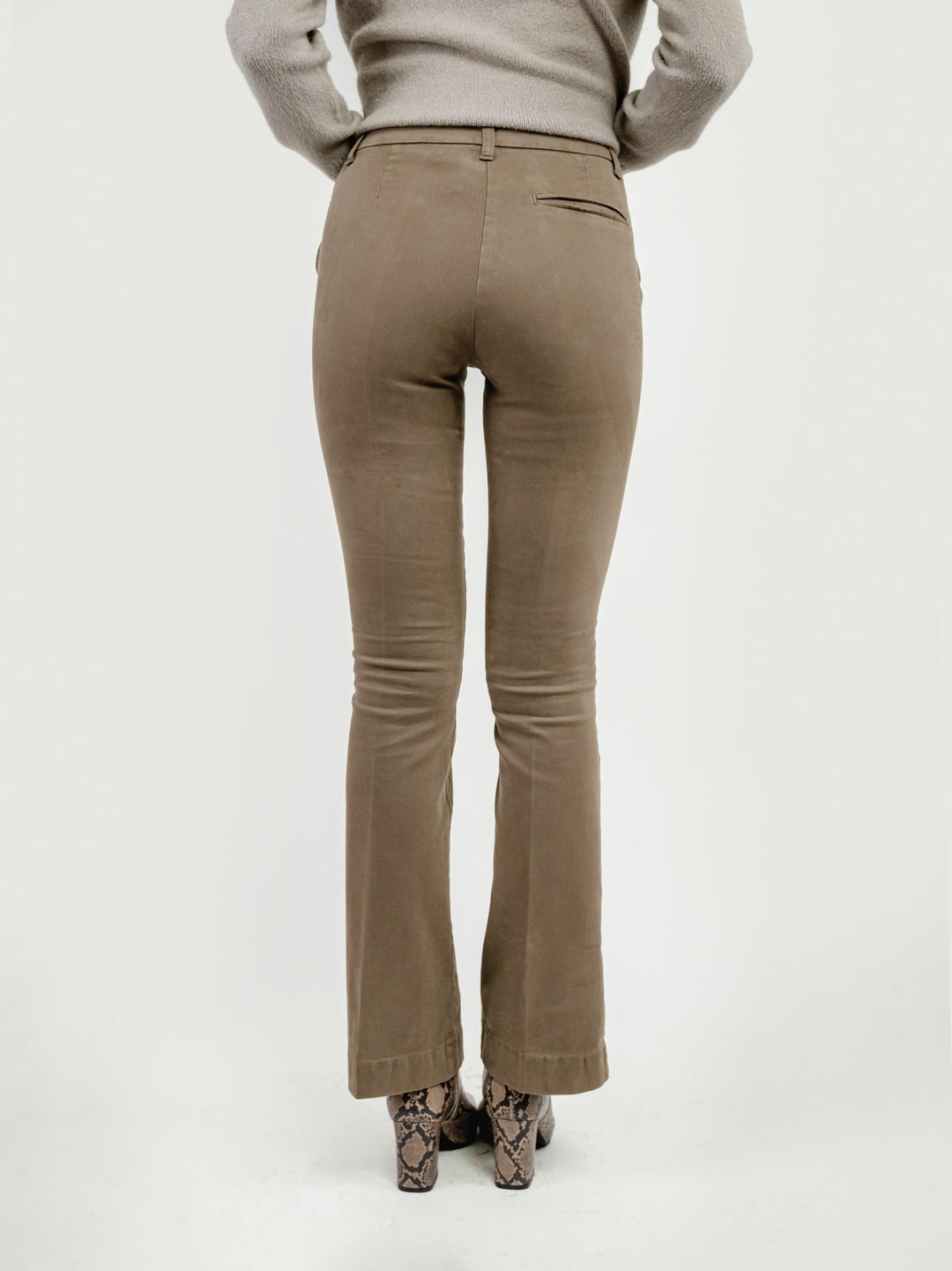 PANTALONE A ZAMPA IN COTONE TORTORA