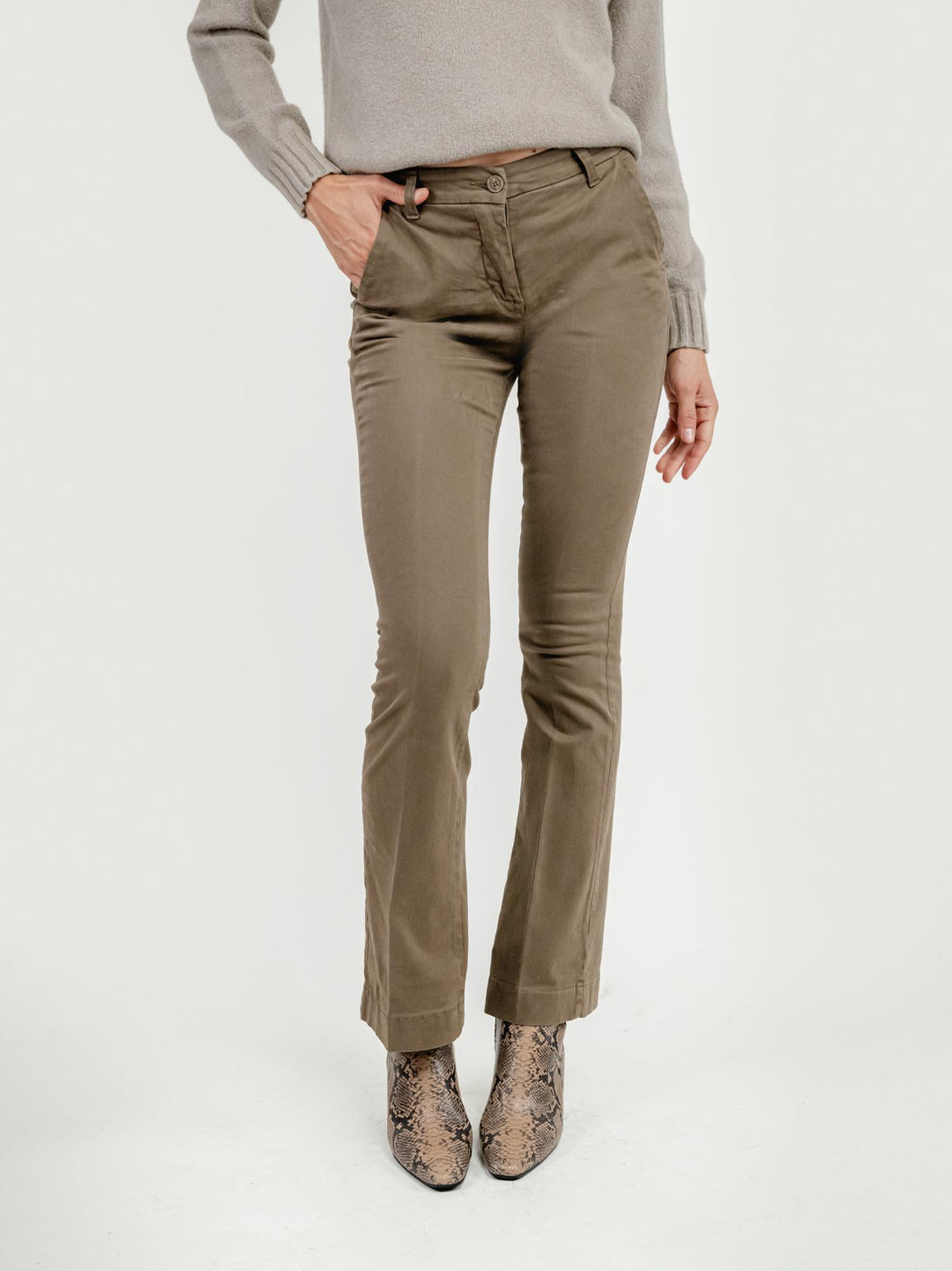 PANTALONE A ZAMPA IN COTONE TORTORA