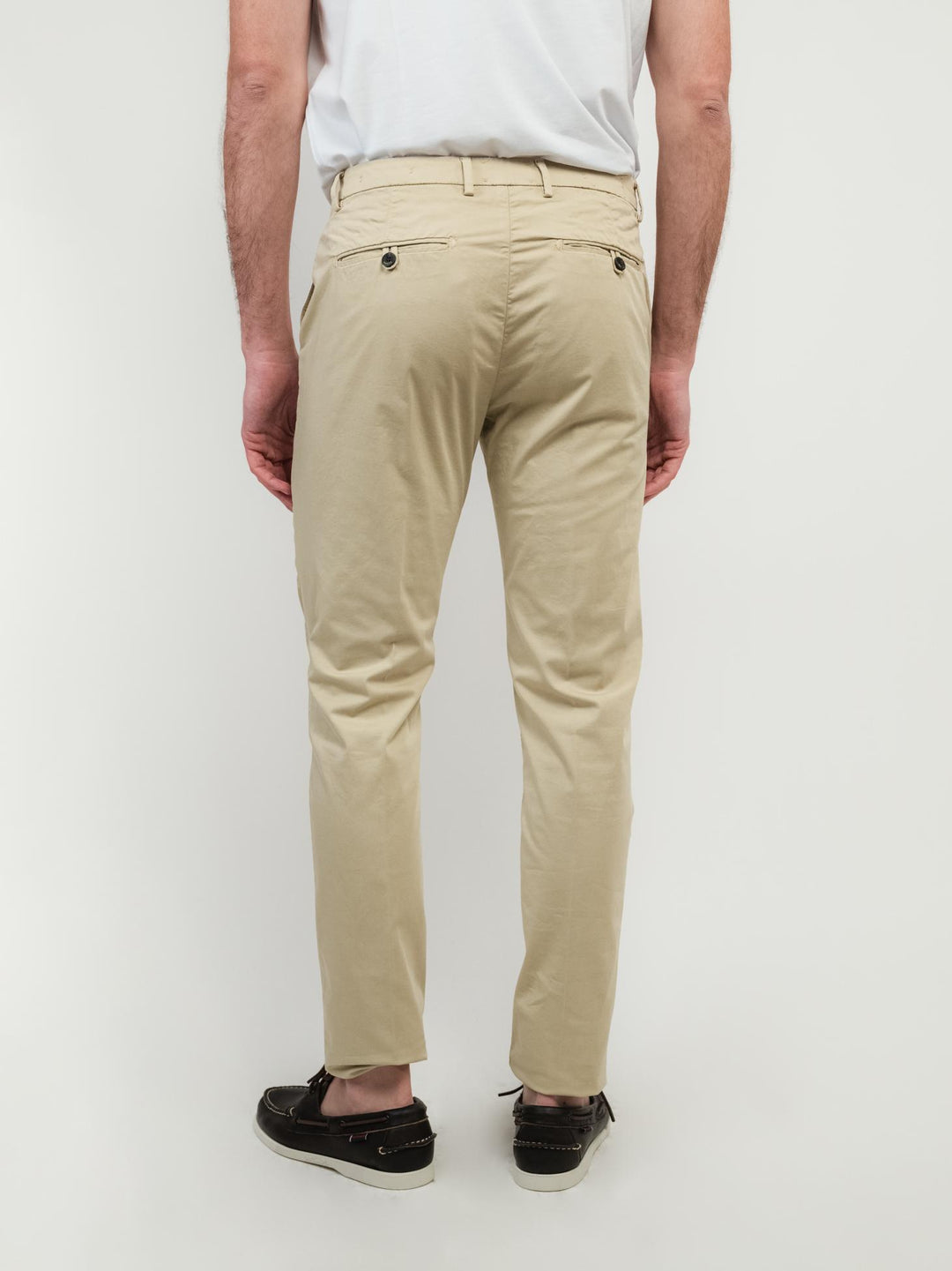 PANTALONE CHINOS IN COTONE BEIGE