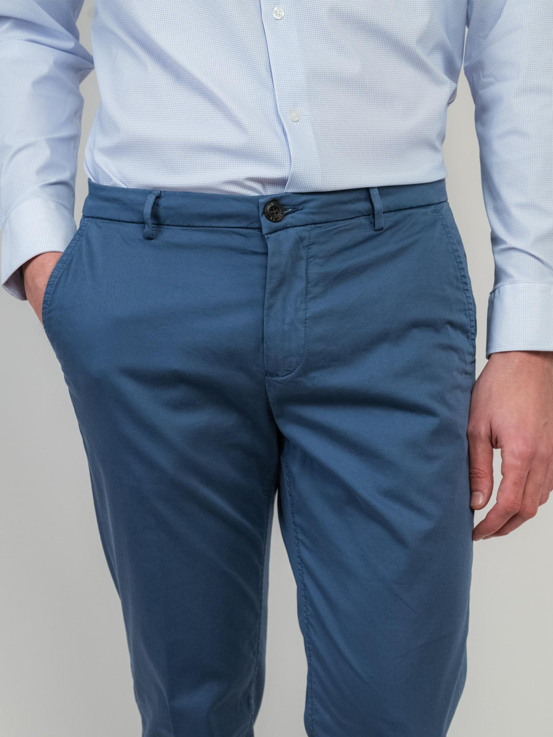 PANTALONE CHINOS IN COTONE BLUETTE