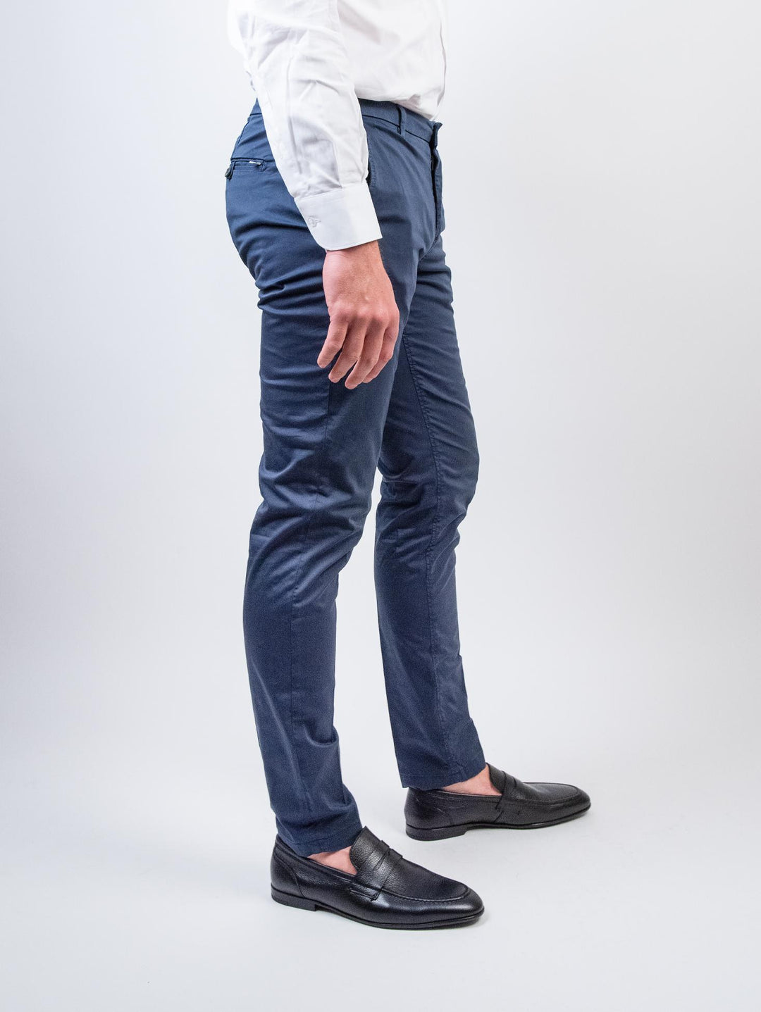 PANTALONE CHINOS IN COTONE COLOR BLU