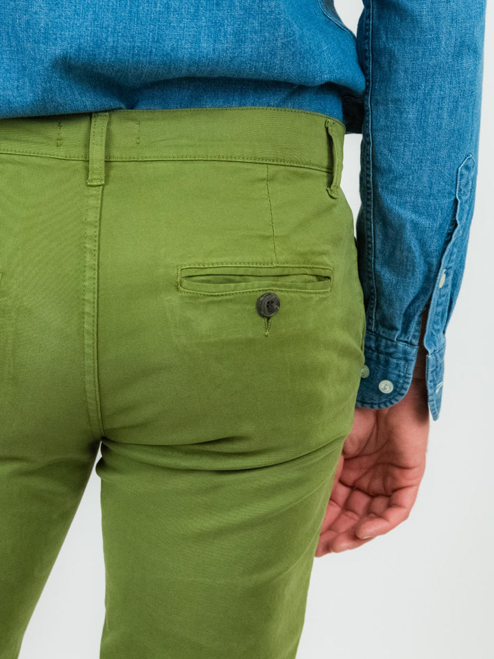 PANTALONE CHINOS VERDE