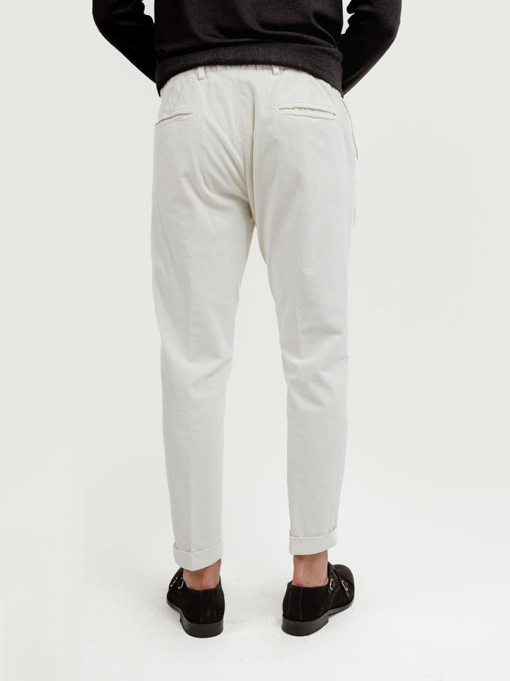 PANTALONE CON COULISSE IN VELLUTO BURRO