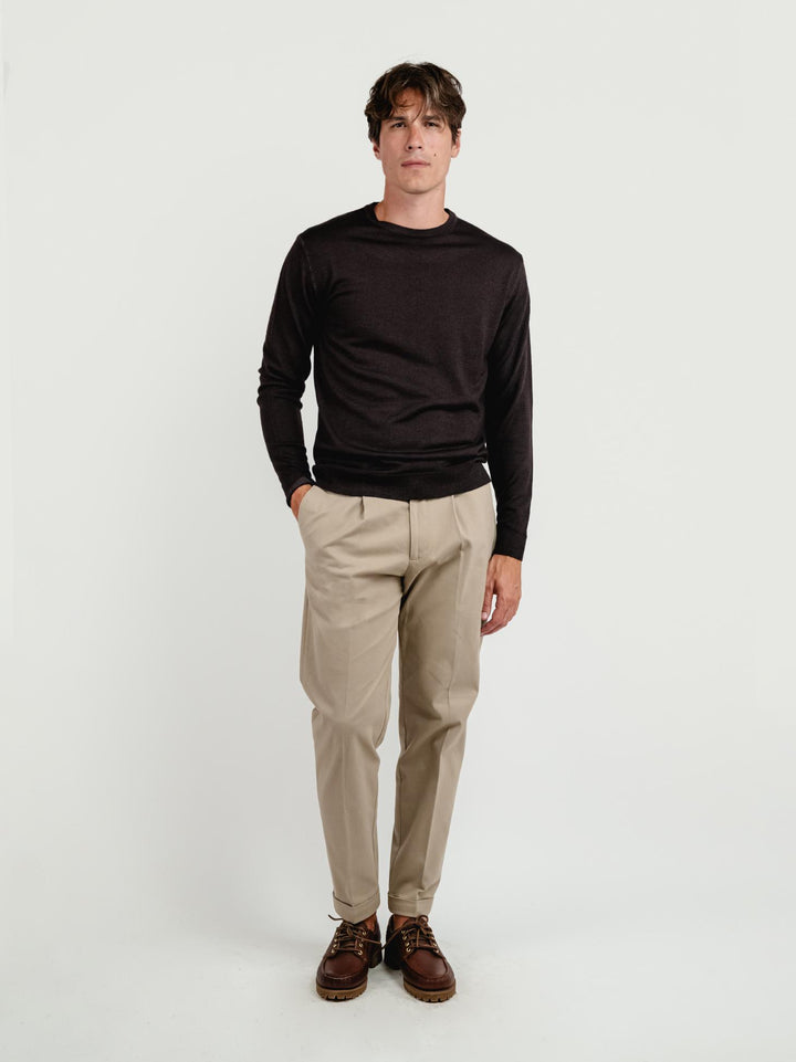 PANTALONE CON PENCES IN COTONE SABBIA