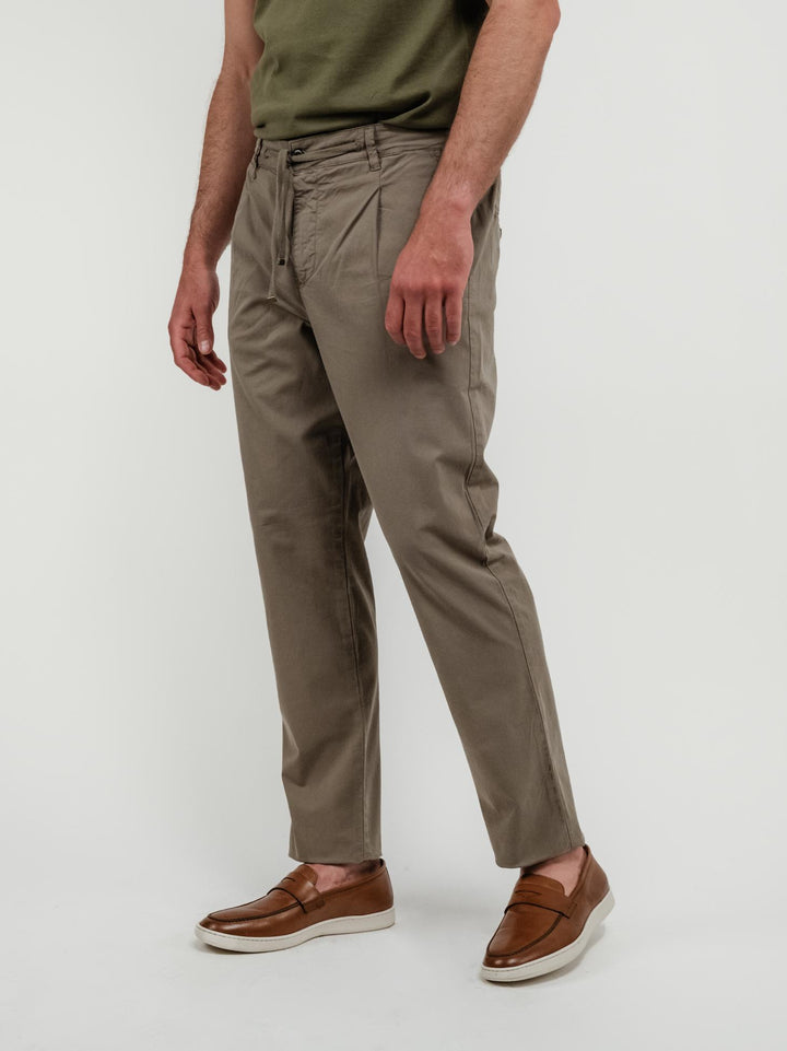 PANTALONE IN COTONE CON COULISSE VERDE SALVIA
