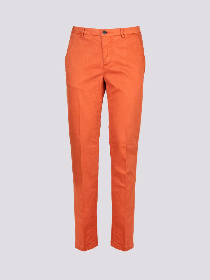 PANTALONE IN COTONE LISCIO MATTONE CON TASCA A FILO