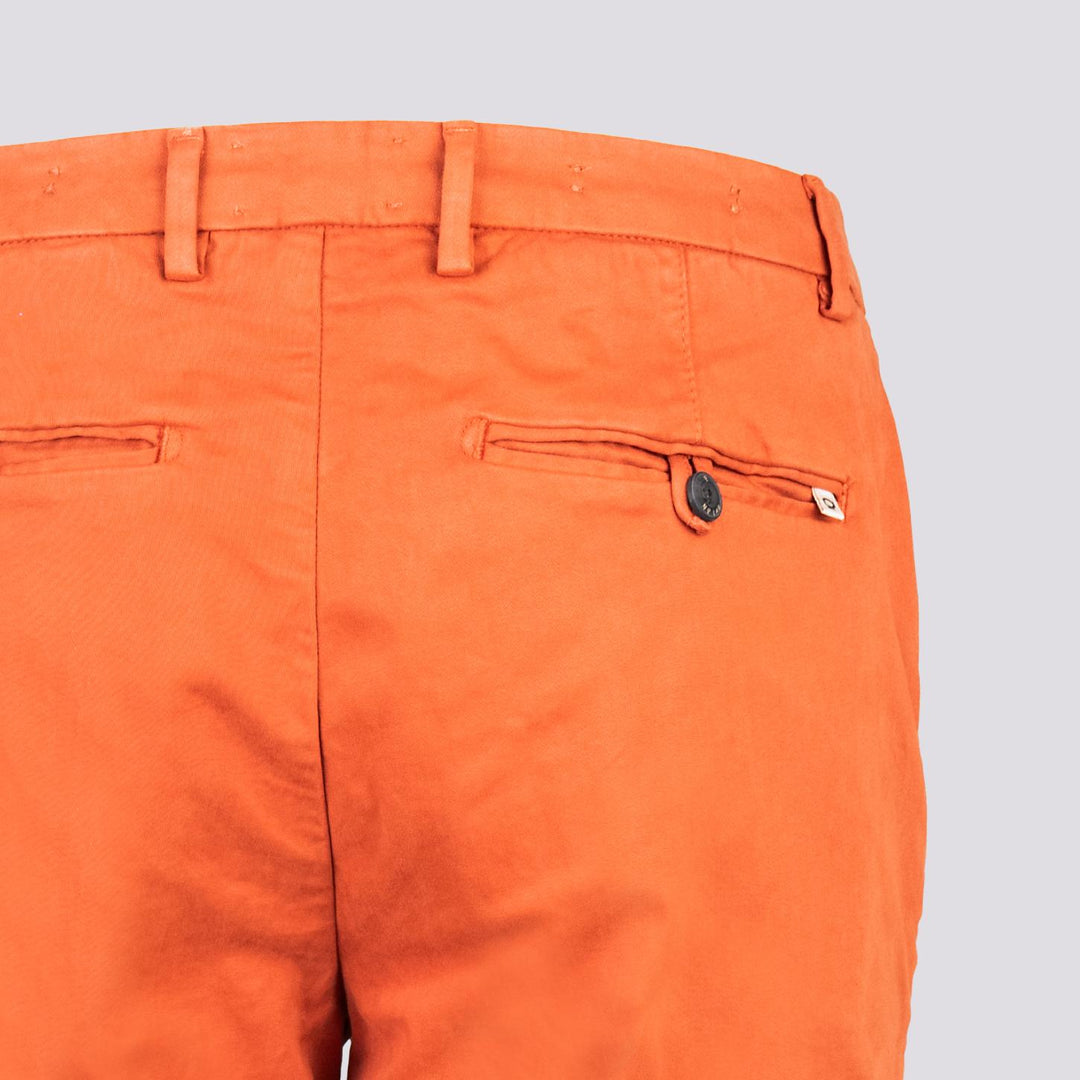 PANTALONE IN COTONE LISCIO MATTONE CON TASCA A FILO