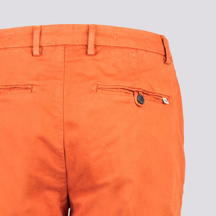 PANTALONE IN COTONE LISCIO MATTONE CON TASCA A FILO