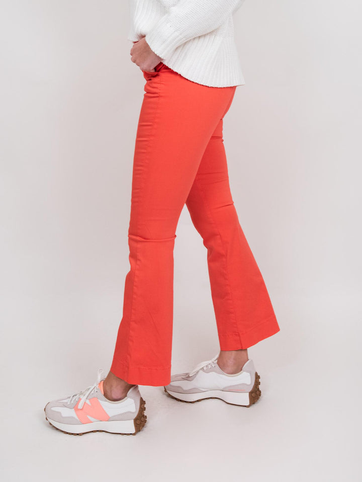 Pantalone a trombetta in cotone corallo