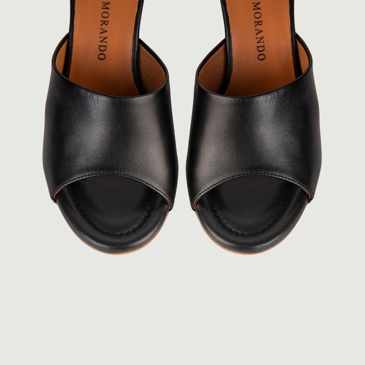 SABOT CON MAXI FASCIA IN PELLE NERA